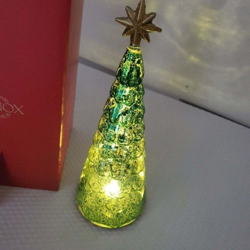 Lenox Radiant Light Up Tree Figurine, Holiday Decor, collector's